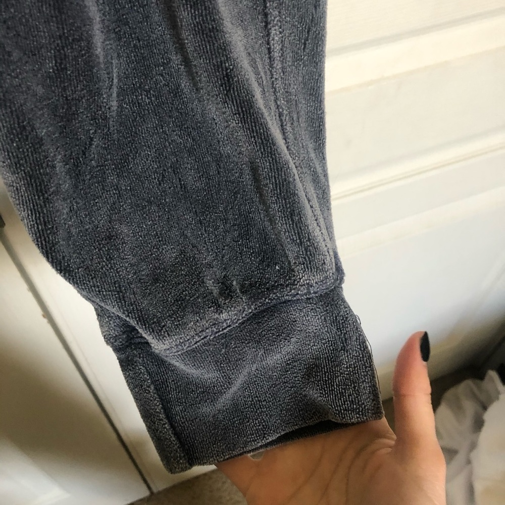 Joggers - Picture 3 of 3